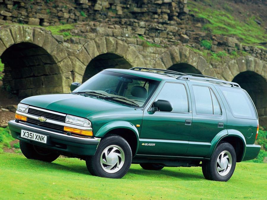  Chevrolet Blazer 1997 года  (UK) (фото 11 из 12)